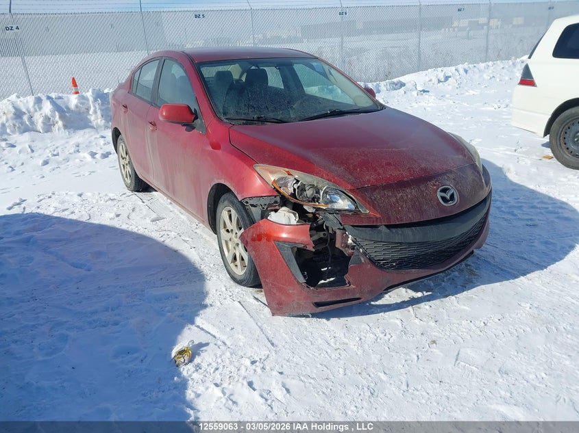JM1BL1UF3B1411748 MAZDA MAZDA3 Photo 1