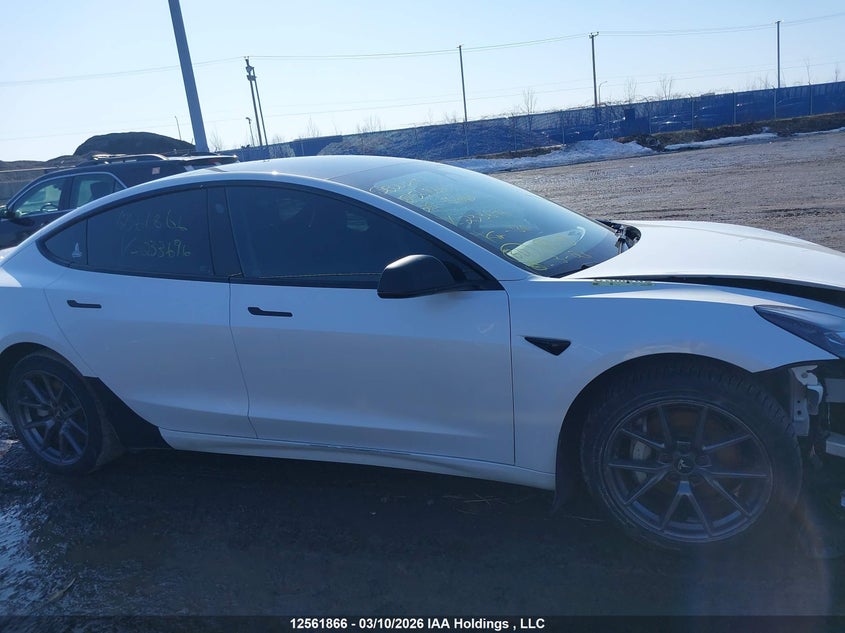 2022 Tesla Model 3 Rwd/Standard Range VIN: 5YJ3E1EA0NF233696 Lot: 12561866