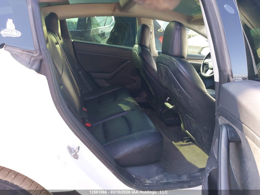 2022 Tesla Model 3 Rwd/Standard Range VIN: 5YJ3E1EA0NF233696 Lot: 12561866