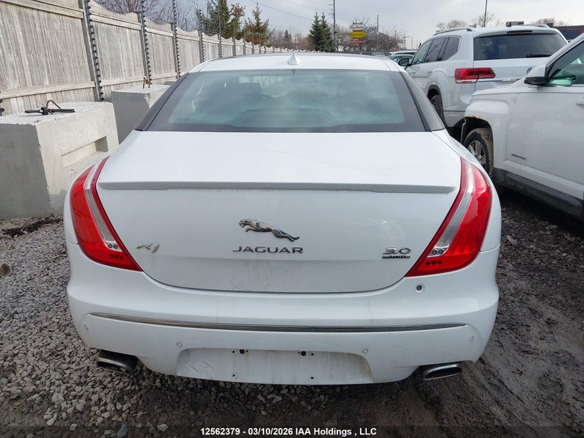 2015 Jaguar Xj VIN: SAJXJ1CD7F8V84215 Lot: 12562379