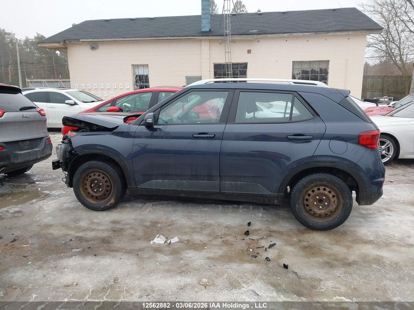 2023 Hyundai Venue Sel/Limited VIN: KMHRC8A35PU219699 Lot: 12562882