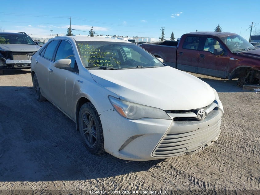 2017 Toyota Camry Hybrid/Le/Xle/Se