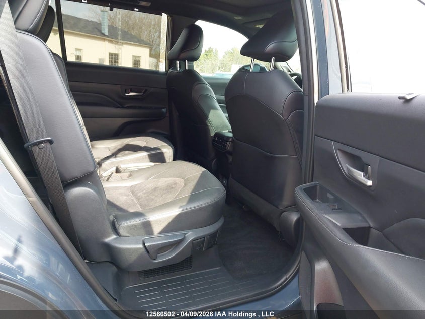 2024 Toyota Grand Highlander Hybrid Platinum VIN: 5TDADAB57RS007268 Lot: 12566502