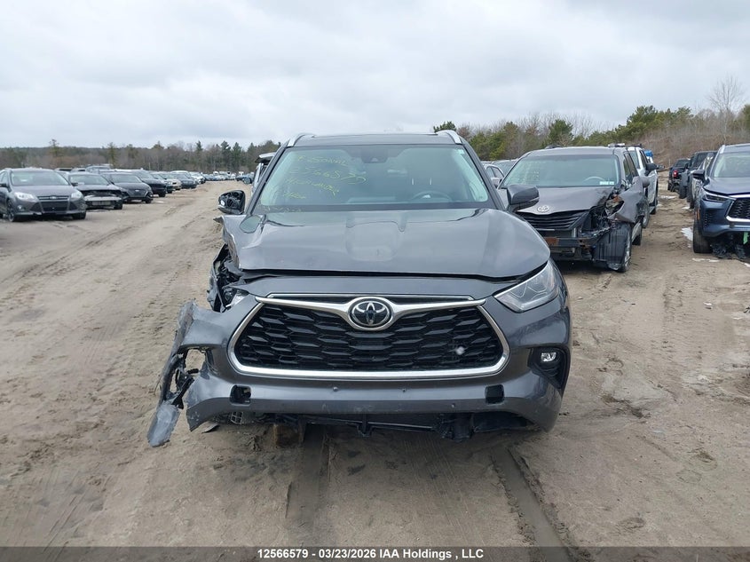 2021 Toyota Highlander Limited/Platinum VIN: 5TDDZRBHXMS129400 Lot: 12566579