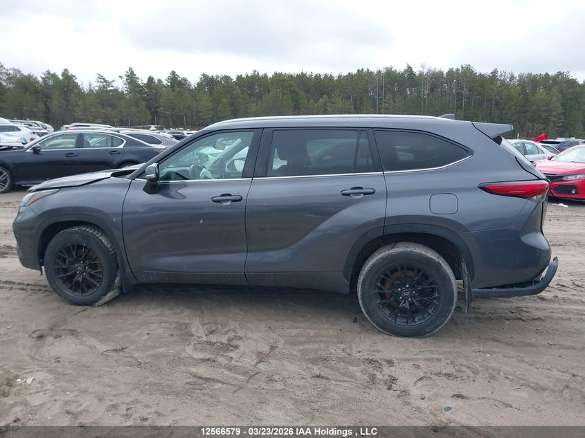 2021 Toyota Highlander Limited/Platinum VIN: 5TDDZRBHXMS129400 Lot: 12566579