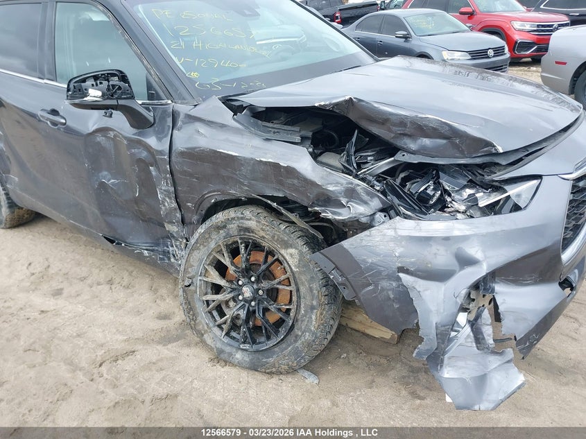 2021 Toyota Highlander Limited/Platinum VIN: 5TDDZRBHXMS129400 Lot: 12566579