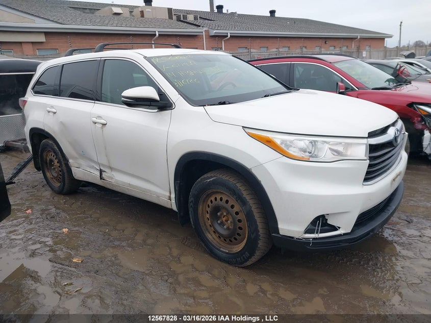 2014 Toyota Highlander Le