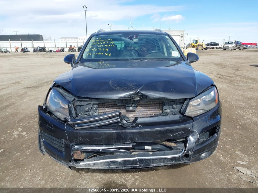 2012 Volkswagen Touareg 3.6L Comfortline/3.6L Execline/3.6L Highline VIN: WVGEF9BP8CD010738 Lot: 12568315