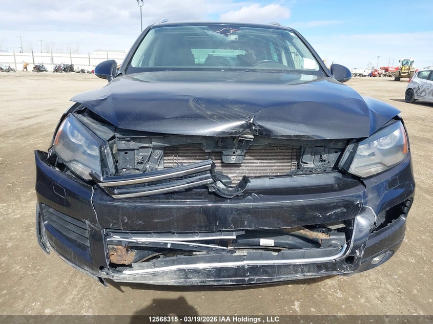 2012 Volkswagen Touareg 3.6L Comfortline/3.6L Execline/3.6L Highline VIN: WVGEF9BP8CD010738 Lot: 12568315