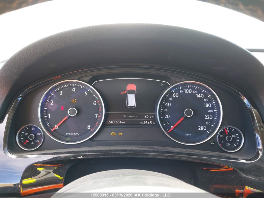 2012 Volkswagen Touareg 3.6L Comfortline/3.6L Execline/3.6L Highline VIN: WVGEF9BP8CD010738 Lot: 12568315