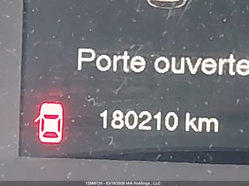 2015 Jeep Cherokee Latitude VIN: 1C4PJMCB2FW744852 Lot: 12568718