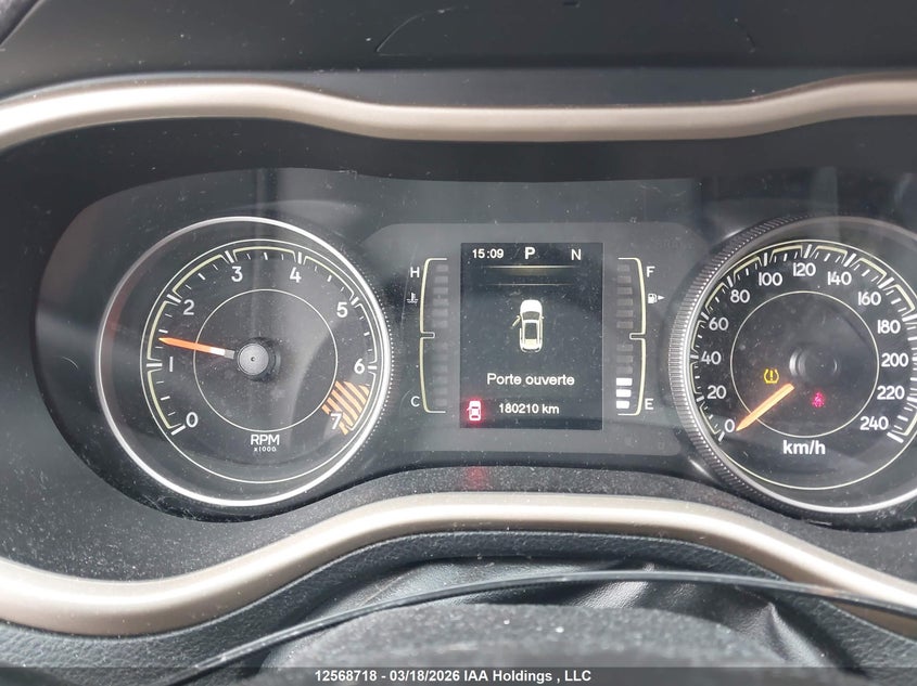 2015 Jeep Cherokee Latitude VIN: 1C4PJMCB2FW744852 Lot: 12568718