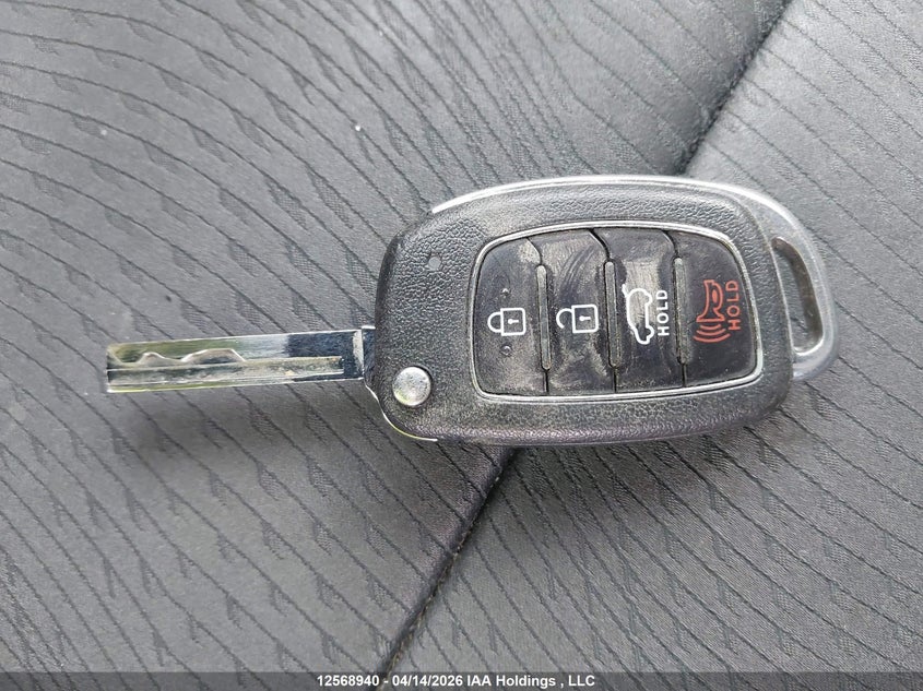 2017 Hyundai Santa Fe Sport 2.4 Premium VIN: 5XYZUDLB0HG476223 Lot: 12568940