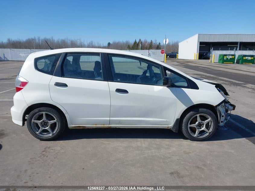 2011 Honda Fit VIN: JHMGE8G33BC801343 Lot: 12569227
