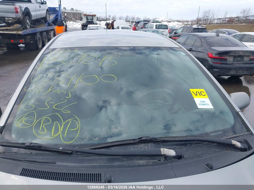 2009 Toyota Yaris VIN: JTDJT923195254100 Lot: 12569245