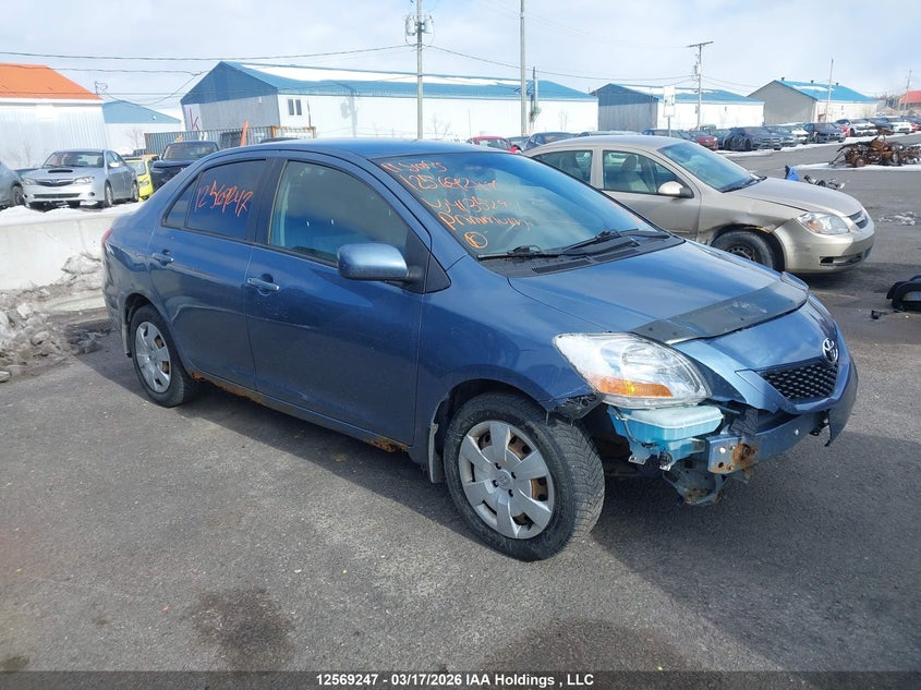 2011 TOYOTA YARIS