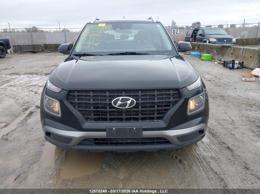 2023 Hyundai Venue Sel/Limited VIN: KMHRC8A31PU257401 Lot: 12570248