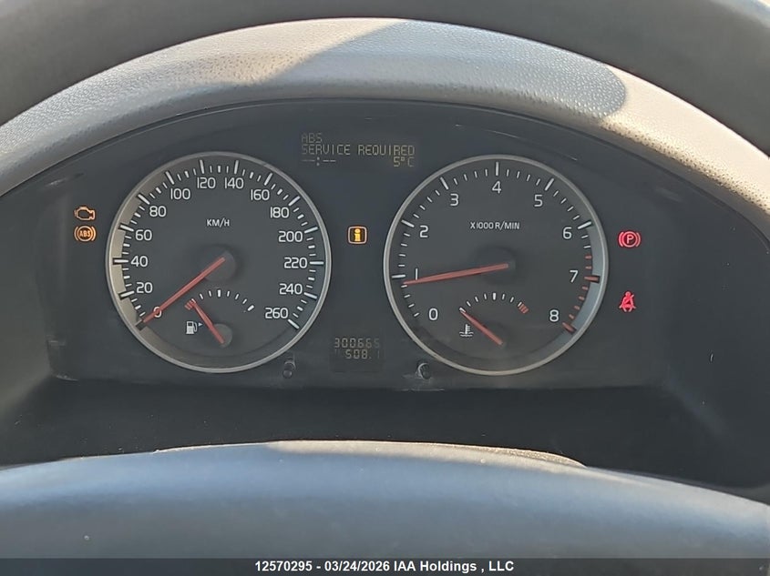 2005 Volvo V50 2.4I VIN: YV1MW382452050803 Lot: 12570295