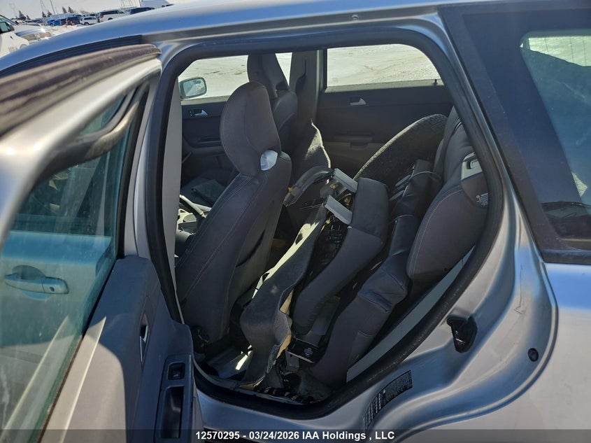 2005 Volvo V50 2.4I VIN: YV1MW382452050803 Lot: 12570295