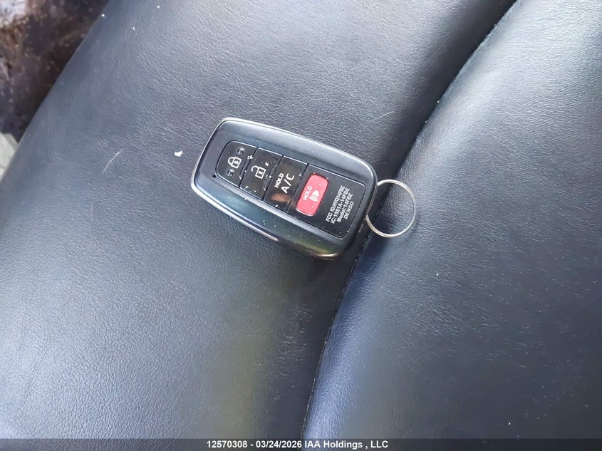 2018 Toyota Prius Prime Upgrade VIN: JTDKARFP5J3076103 Lot: 12570308