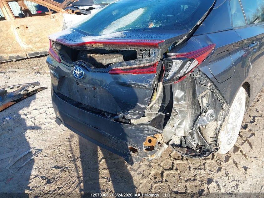 2018 Toyota Prius Prime Upgrade VIN: JTDKARFP5J3076103 Lot: 12570308