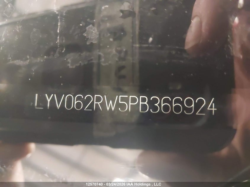 2023 Volvo Xc60 Plus VIN: LYV062RW5PB366924 Lot: 12570740