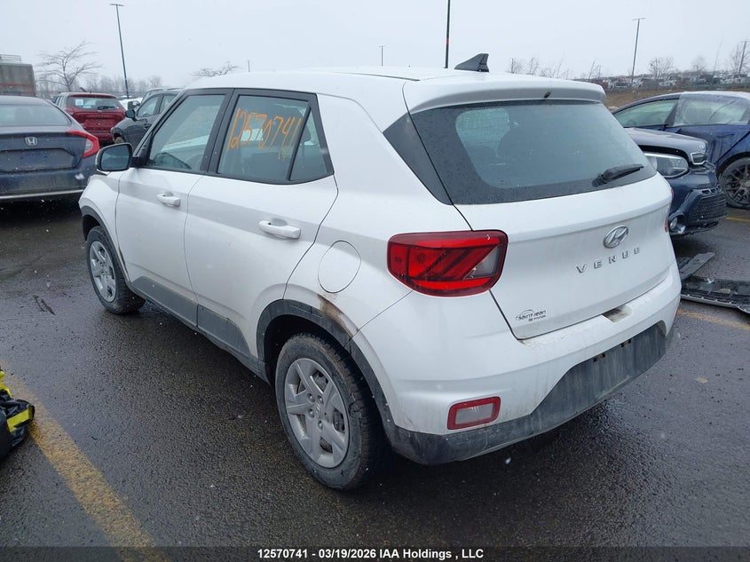 Vin: kmhrb8a34mu113582, lot: 2964980, hyundai venue essential manual 20213