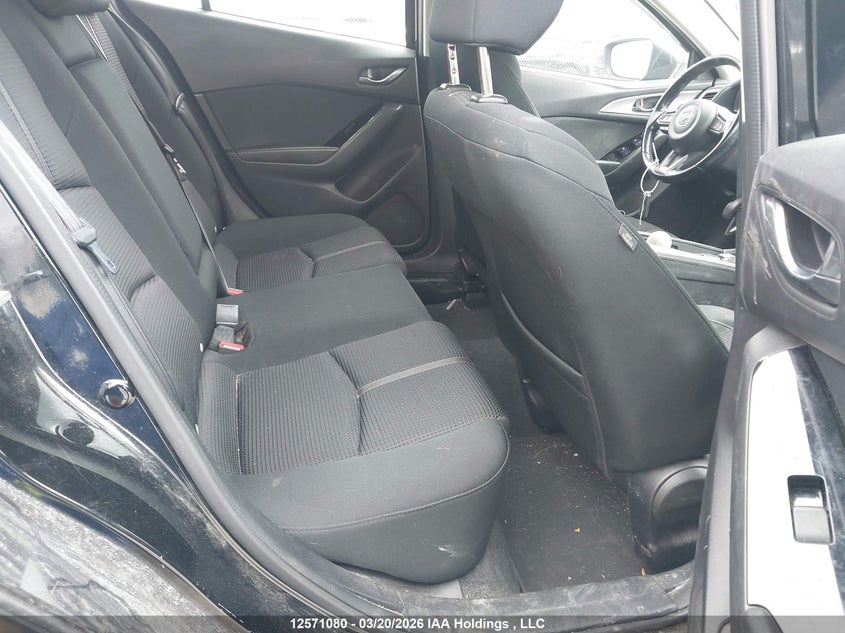 2018 Mazda 3 Touring VIN: JM1BN1L70J1181282 Lot: 12571080