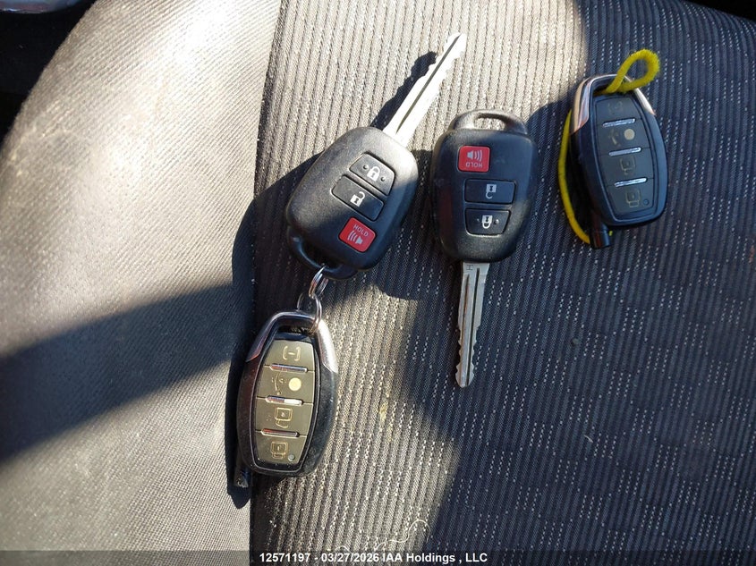 2016 Toyota Yaris Le VIN: VNKKTUD33GA057302 Lot: 12571197