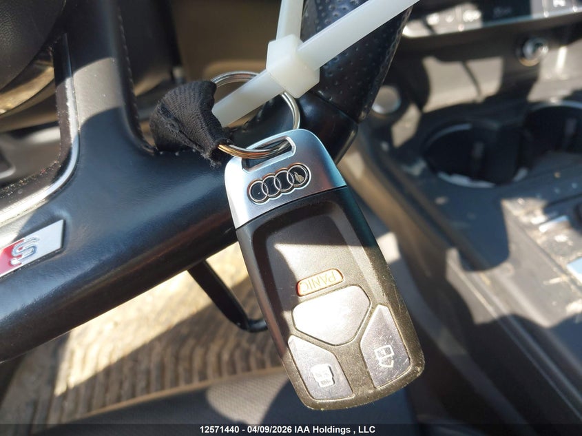 2017 Audi A4 2.0T Technik VIN: WAUFNAF44HN024678 Lot: 12571440