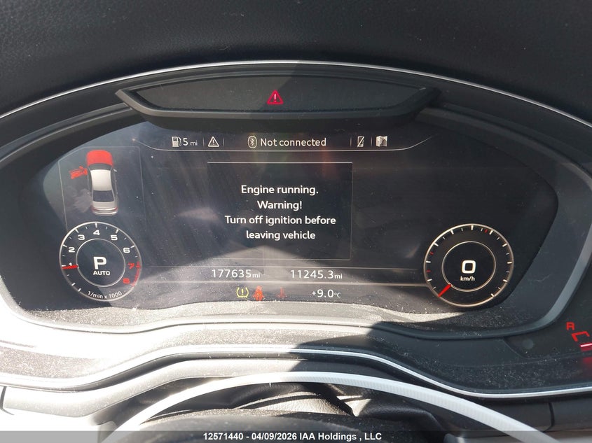 2017 Audi A4 2.0T Technik VIN: WAUFNAF44HN024678 Lot: 12571440