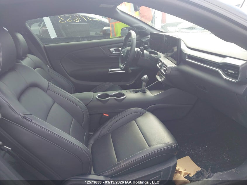 2026 FORD MUSTANG CABRIO 5.0L V-8 DI, DOHC, VVT, 480HP