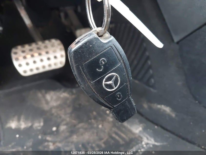 2011 Mercedes-Benz B200 T VIN: WDDFH3EB7BJ633967 Lot: 12571835