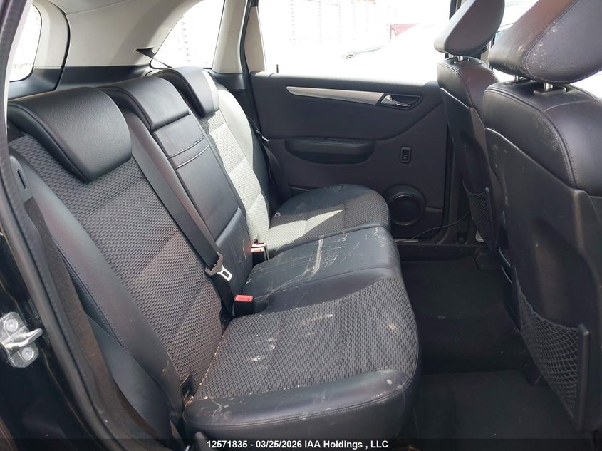 2011 Mercedes-Benz B200 T VIN: WDDFH3EB7BJ633967 Lot: 12571835