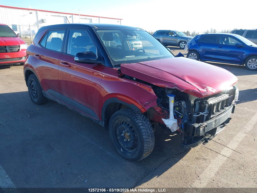2024 HYUNDAI VENUE ESSENTIAL WITH TWO-TONE