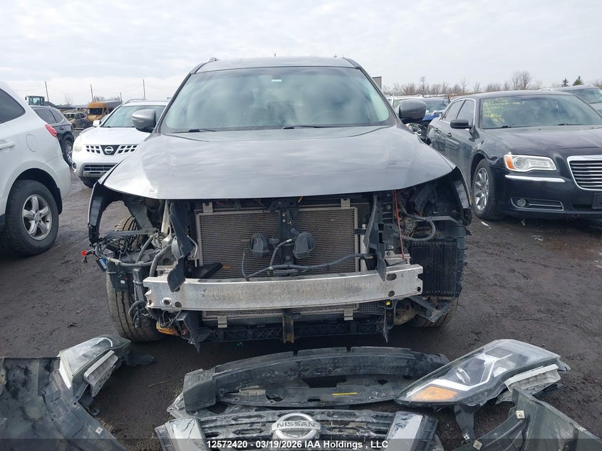 2017 Nissan Pathfinder Platinum/S/Sl/Sv VIN: 5N1DR2MM5HC655101 Lot: 12572420