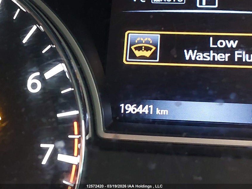 2017 Nissan Pathfinder Platinum/S/Sl/Sv VIN: 5N1DR2MM5HC655101 Lot: 12572420