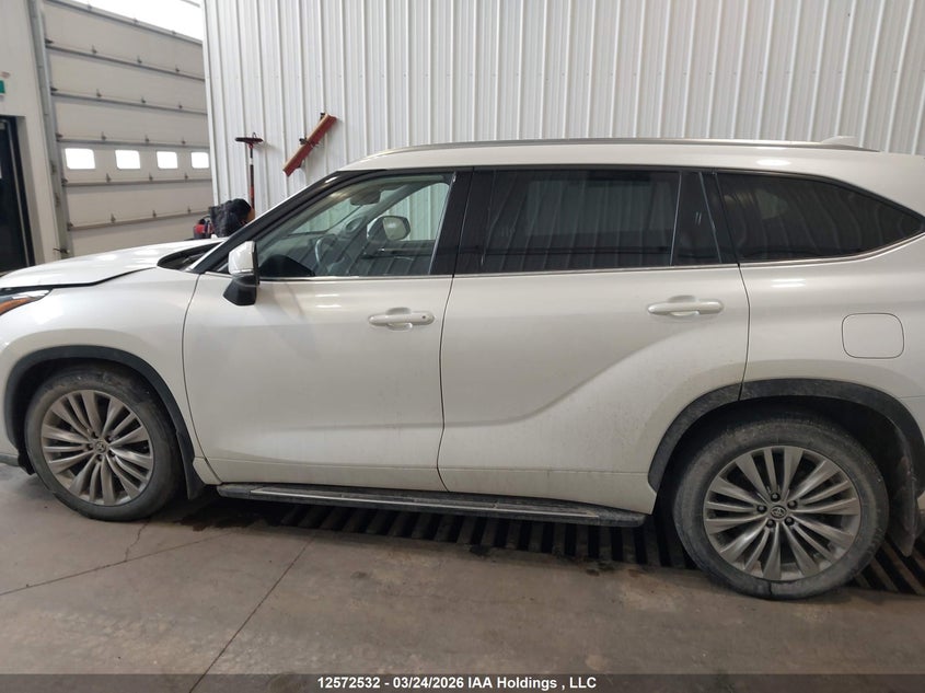 2021 Toyota Highlander Platinum VIN: 5TDFZRBH7MS109890 Lot: 12572532