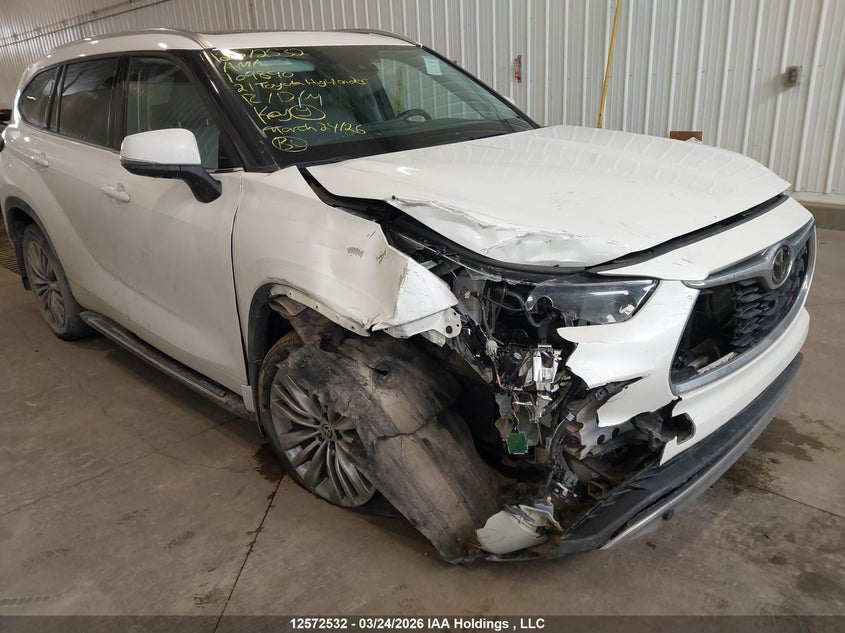 2021 Toyota Highlander Platinum VIN: 5TDFZRBH7MS109890 Lot: 12572532