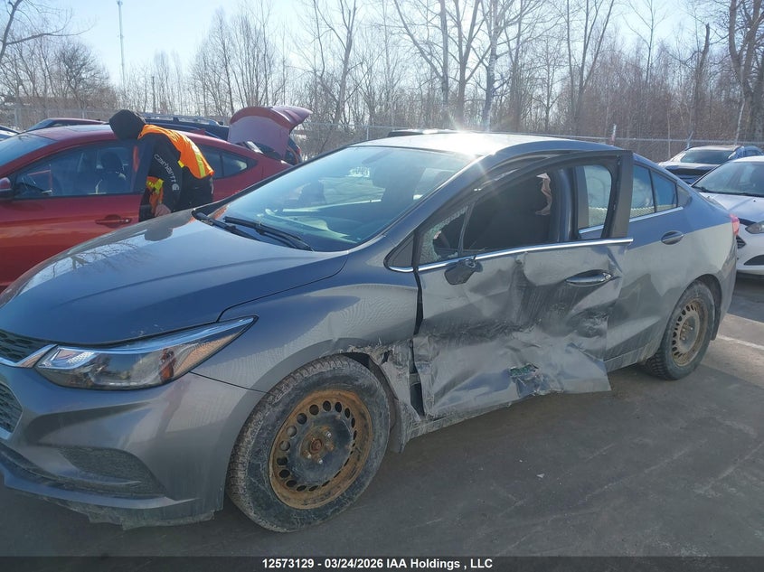 2018 Chevrolet Cruze VIN: 1G1BE5SM1J7134895 Lot: 12573129