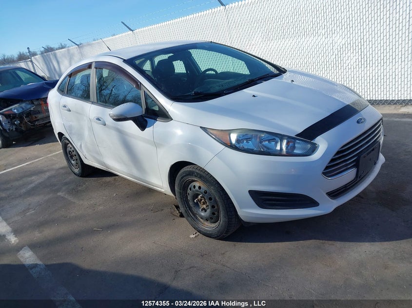2015 FORD FIESTA SE