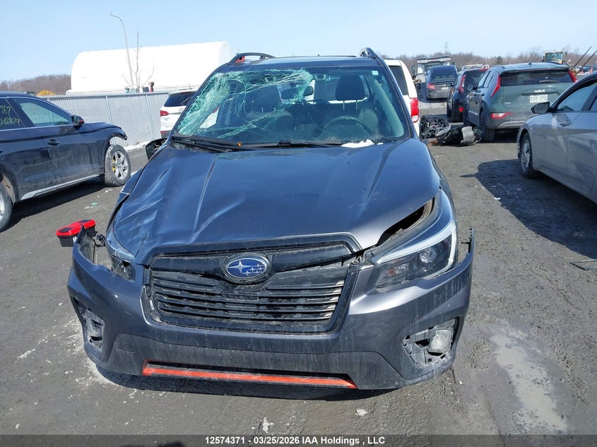 2021 Subaru Forester Sport VIN: JF2SKEMCXMH584825 Lot: 12574371