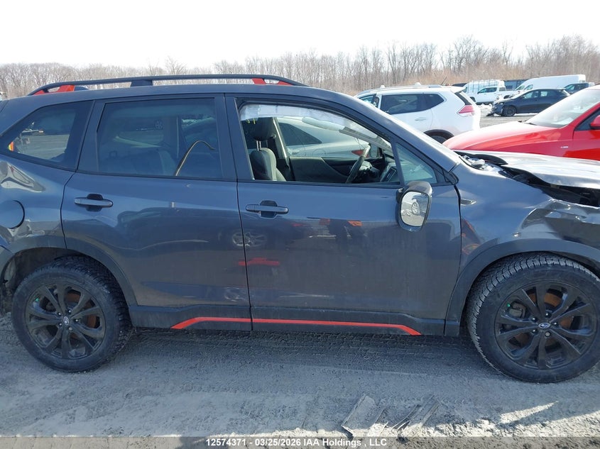 2021 Subaru Forester Sport VIN: JF2SKEMCXMH584825 Lot: 12574371