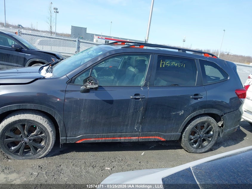 2021 Subaru Forester Sport VIN: JF2SKEMCXMH584825 Lot: 12574371