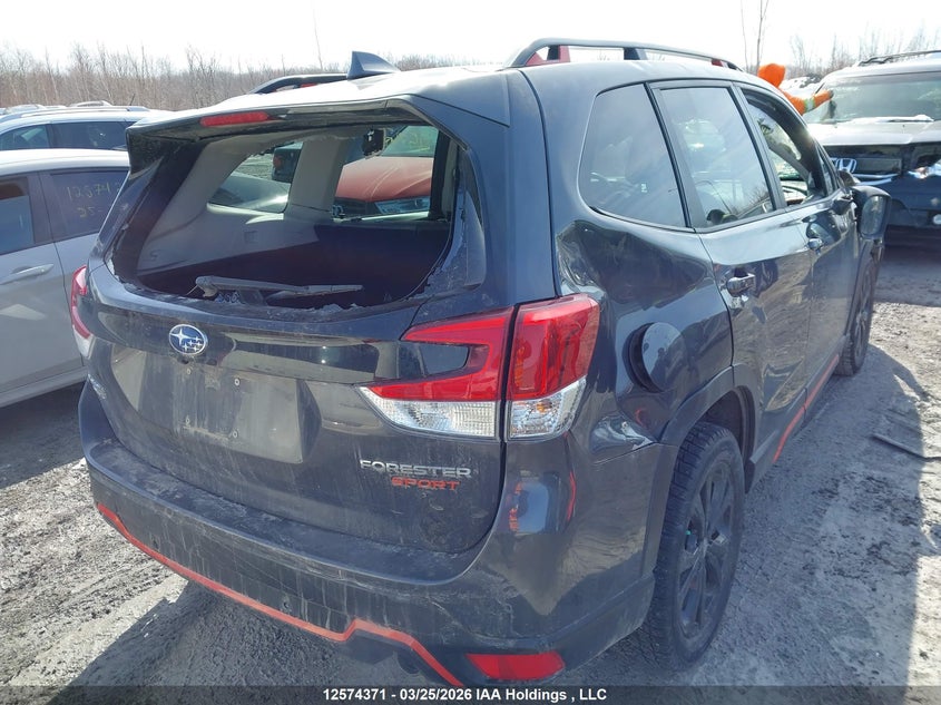 2021 Subaru Forester Sport VIN: JF2SKEMCXMH584825 Lot: 12574371