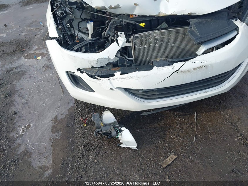 2013 Hyundai Elantra Gls/Limited VIN: 5NPDH4AE2DH304533 Lot: 12574594