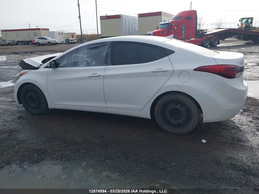 2013 Hyundai Elantra Gls/Limited VIN: 5NPDH4AE2DH304533 Lot: 12574594