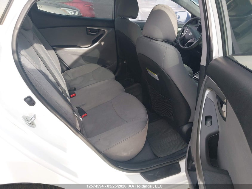 2013 Hyundai Elantra Gls/Limited VIN: 5NPDH4AE2DH304533 Lot: 12574594