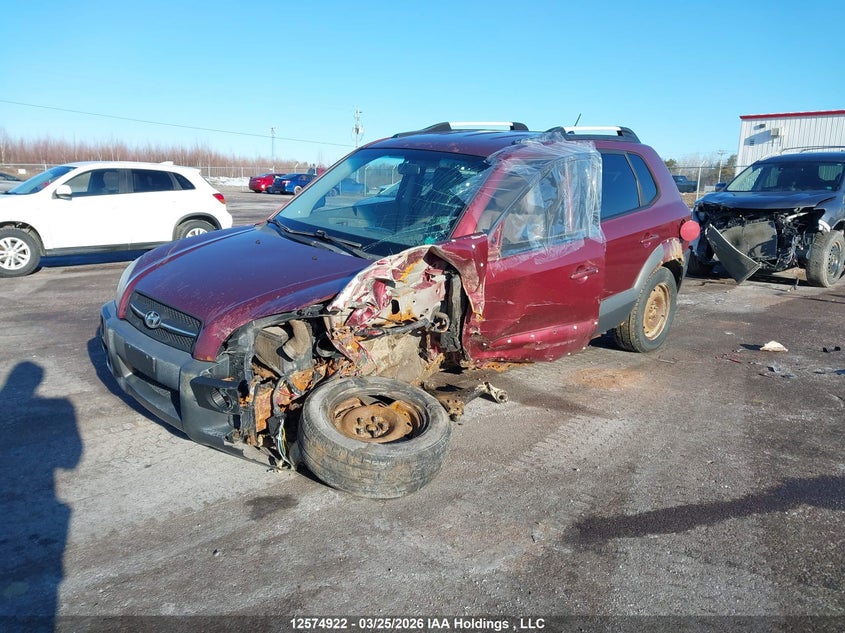 2008 Hyundai Tucson, Left Side, IAAI, VIN KM8JM72D98U814925 — photo 2