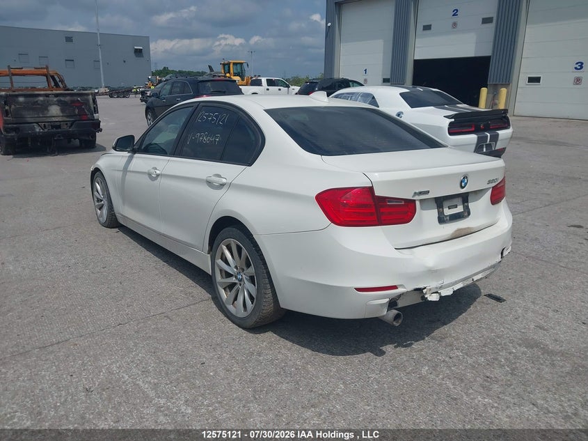 Vin: wba3c3c5xdf978647, lot: 2969860, bmw 320 i xdrive 20133